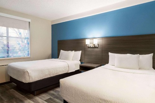 La Quinta by Wyndham Madison American Center - image 37