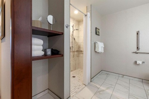 Best Western Premier Park Hotel - image 46