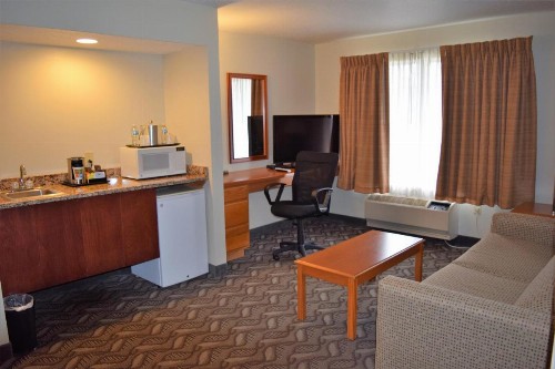 Wyndham Garden Madison Fitchburg - image 37