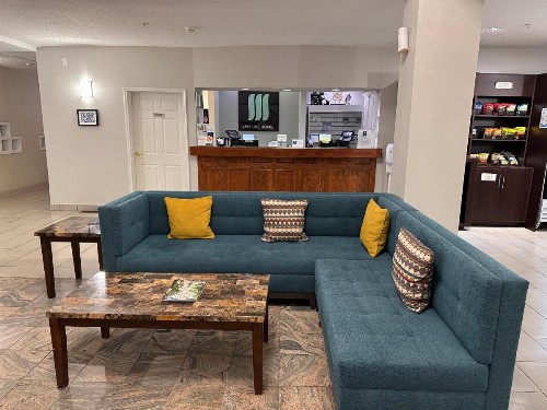 GrandStay Residential Suites - Madison East - image 2