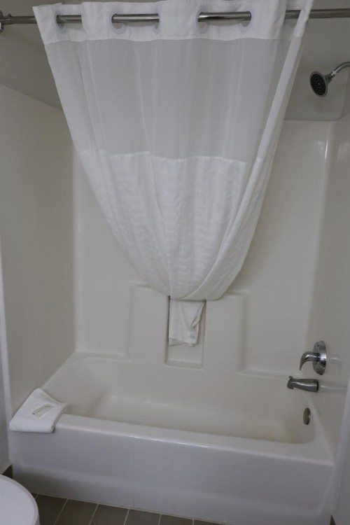 GrandStay Residential Suites - Madison East - image 30