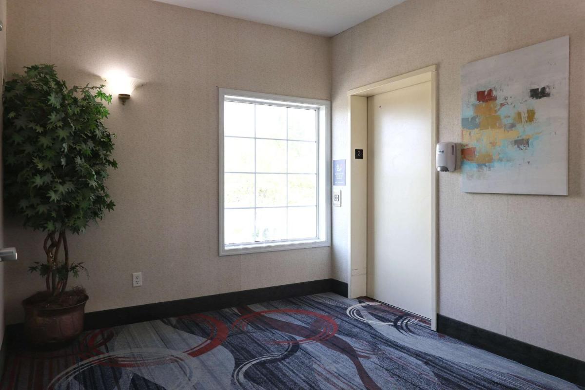 GrandStay Residential Suites - Madison East - image 7