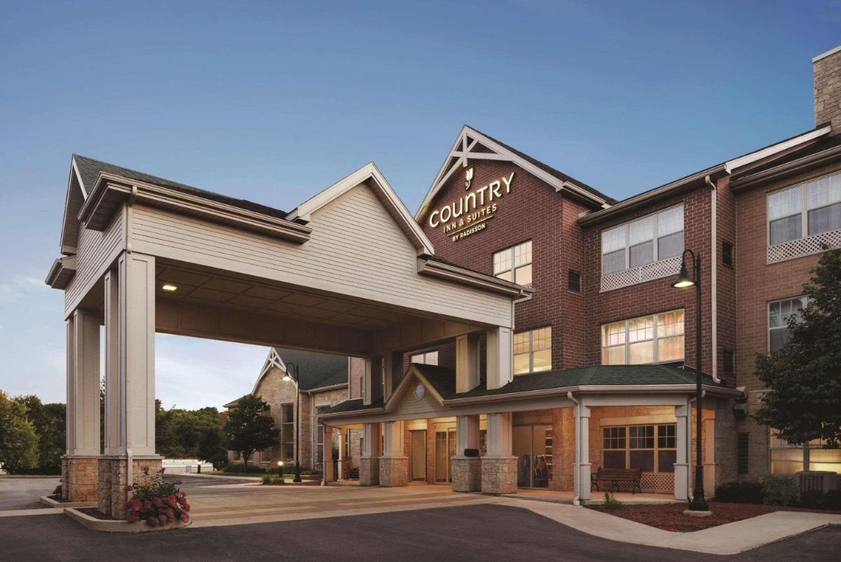 Country Inn & Suites by Radisson Madison Southwest WI - main image