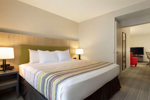 Country Inn & Suites by Radisson Madison Southwest WI - image 10