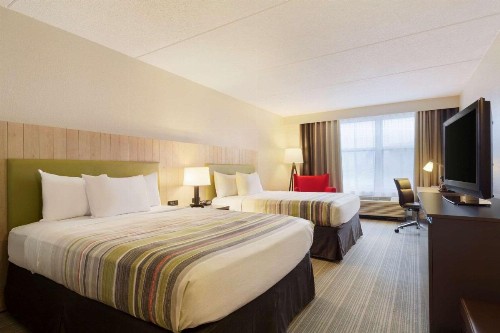 Country Inn & Suites by Radisson Madison Southwest WI - image 14