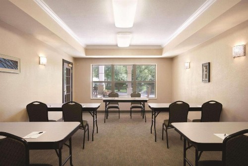 Country Inn & Suites by Radisson Madison Southwest WI - image 23