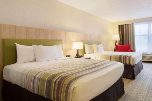 Country Inn & Suites by Radisson Madison Southwest WI - image 5