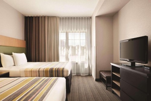Country Inn & Suites by Radisson Madison Southwest WI - image 9
