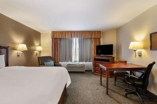 Hawthorn Suites by Wyndham Madison Fitchburg - image 29