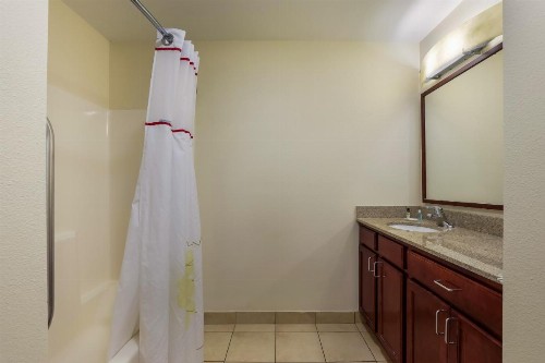 Hawthorn Suites by Wyndham Madison Fitchburg - image 31