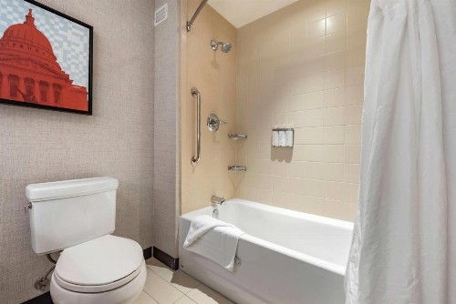 Cambria Hotel Madison East - image 24