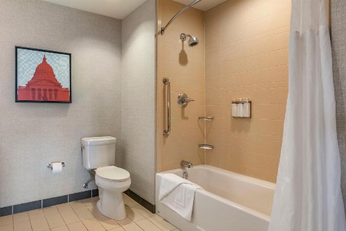 Cambria Hotel Madison East - image 3
