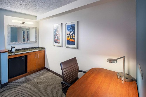 Hyatt Place Madison/Downtown - image 12
