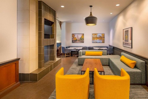 Hyatt Place Madison/Downtown - image 25