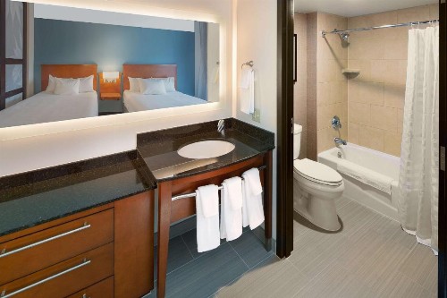 Hyatt Place Madison/Downtown - image 30