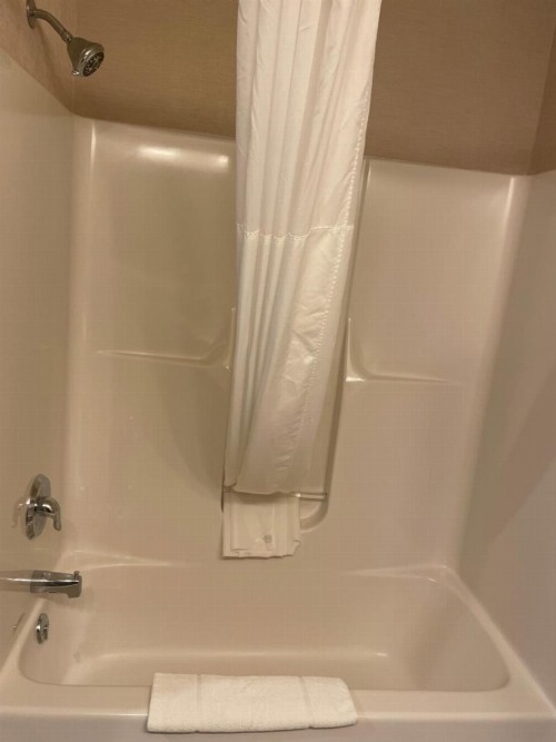 Country Inn & Suites by Radisson Madison WI - image 3