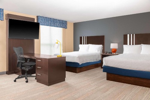 Hampton Inn & Suites Madison Downtown - image 21