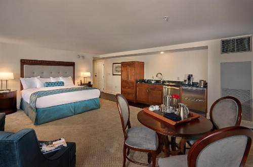 The Edgewater - image 23