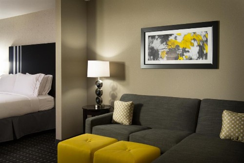 Holiday Inn Express and Suites Madison Central an IHG Hotel - image 19