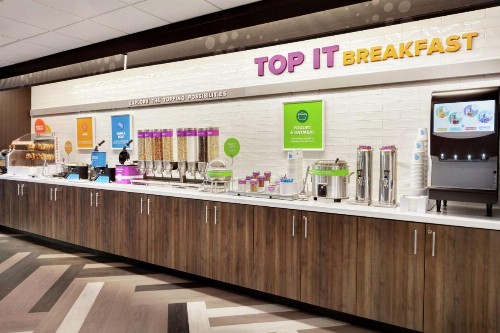 Tru By Hilton Madison West - image 11