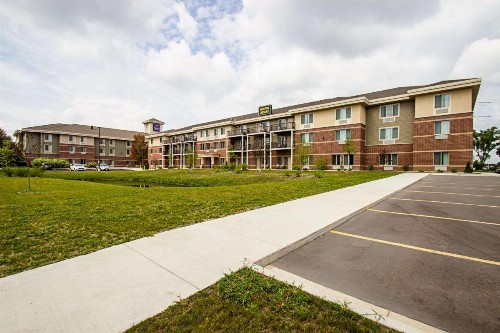 MainStay Suites Extended Stay Hotel Madison East - image 2