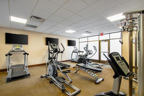 MainStay Suites Extended Stay Hotel Madison East - image 38