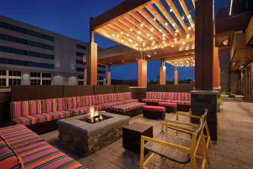 Home2 Suites By Hilton Madison Central Alliant Energy Center - image 3