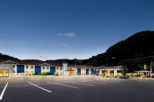 Comfort Inn near Great Smoky Mountain National Park - image 8