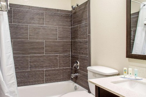 Quality Inn & Suites Maggie Valley - image 24