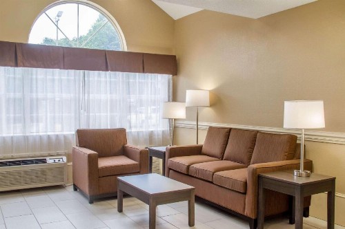 Quality Inn & Suites Maggie Valley - image 3