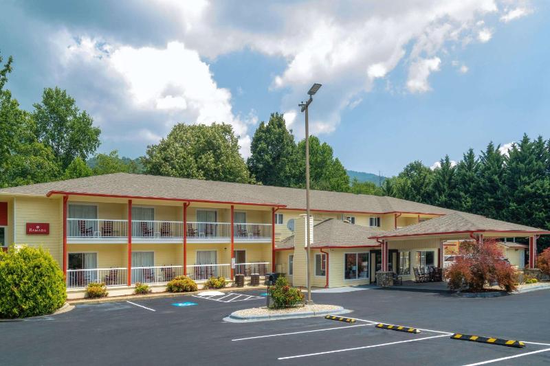 Ramada by Wyndham Maggie Valley - main image