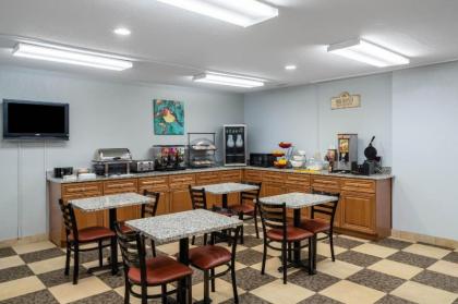 Ramada by Wyndham Maggie Valley - image 5