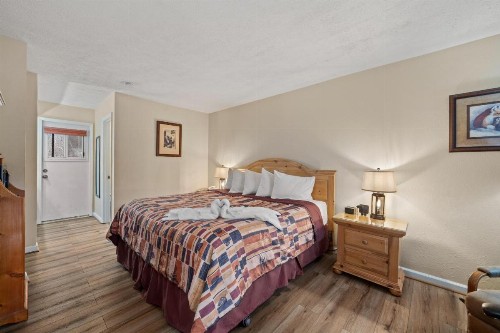 Jonathan Creek Inn and Villas - image 25