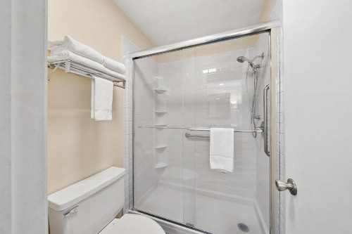 Jonathan Creek Inn and Villas - image 29