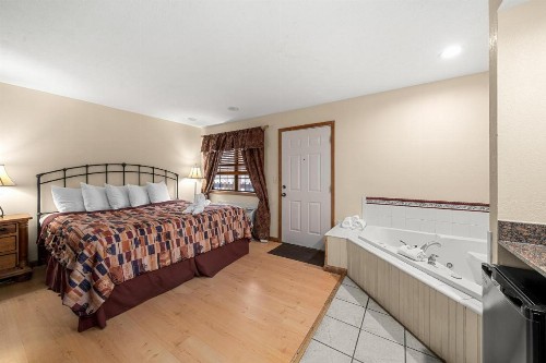 Jonathan Creek Inn and Villas - image 41