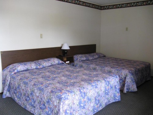 Clarketon Motel - Maggie Valley - image 21