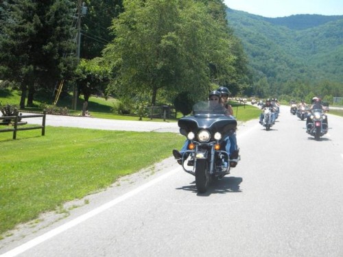 Clarketon Motel - Maggie Valley - image 3
