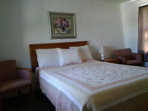 Clarketon Motel - Maggie Valley - image 7