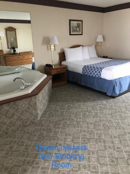 Four Seasons Inn - image 29