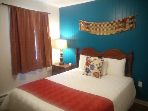 Meadowlark Motel - image 7