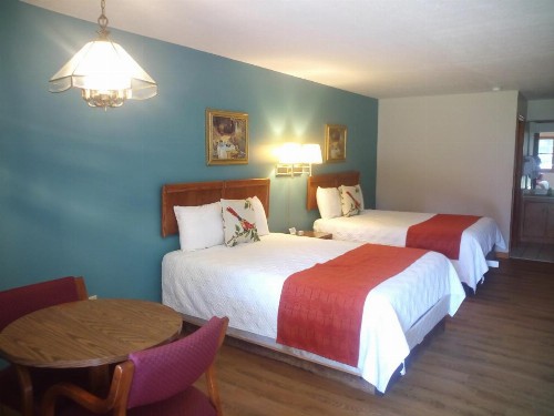 Meadowlark Motel - image 4