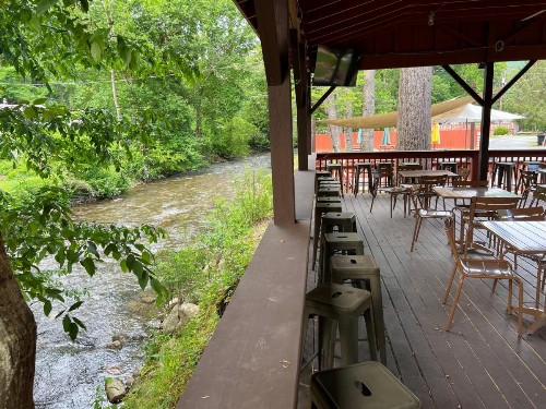 Smoky Falls Lodge - image 31