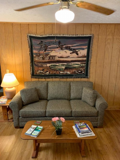 Misty Creek Log Cabins - image 15