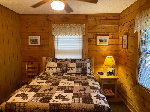 Misty Creek Log Cabins - image 39