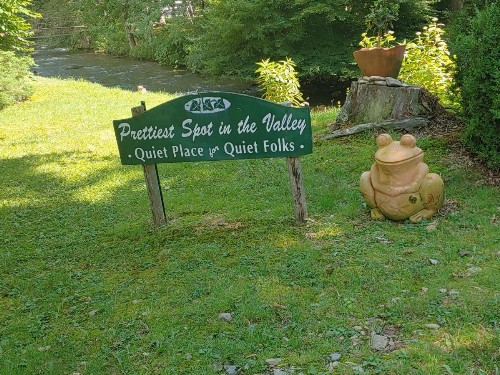 Rolling Brook Inn - image 8