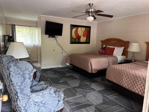 Stony Creek Motel - image 12