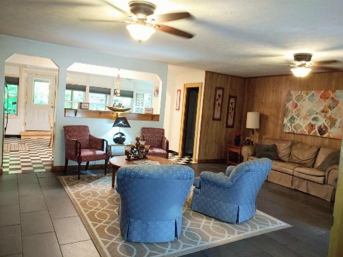 Stony Creek Motel - image 16