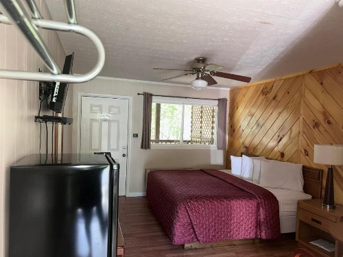 Stony Creek Motel - image 36