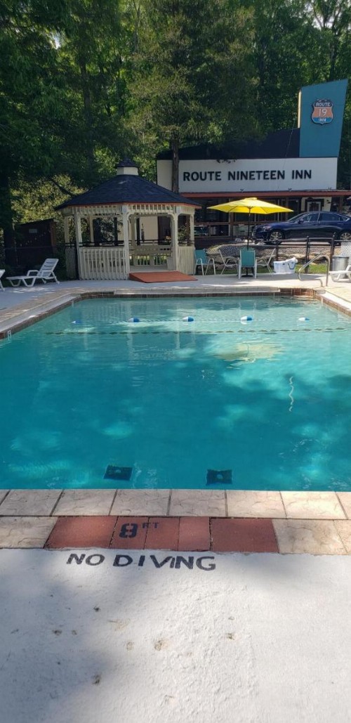 Route 19 Inn - image 12