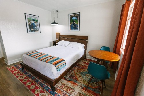 Route 19 Inn - image 23